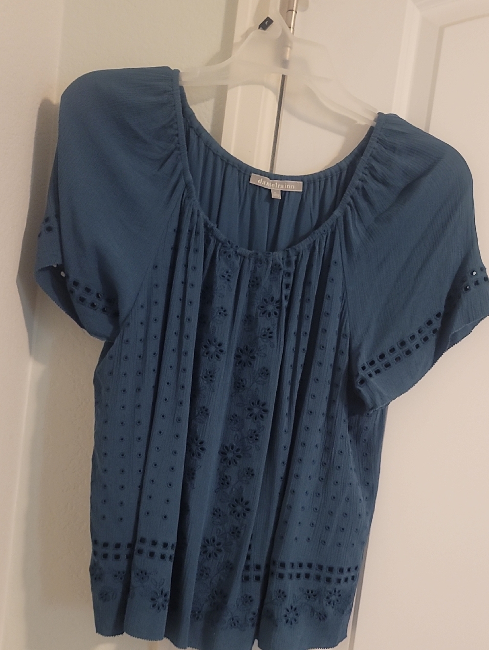 Daniel Rainn Teal Blue Floral Eyelet Scoop Neck Blouse